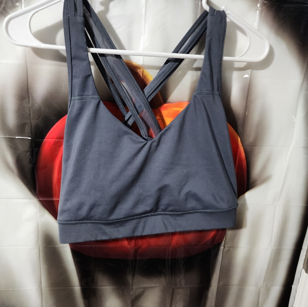Sports bra